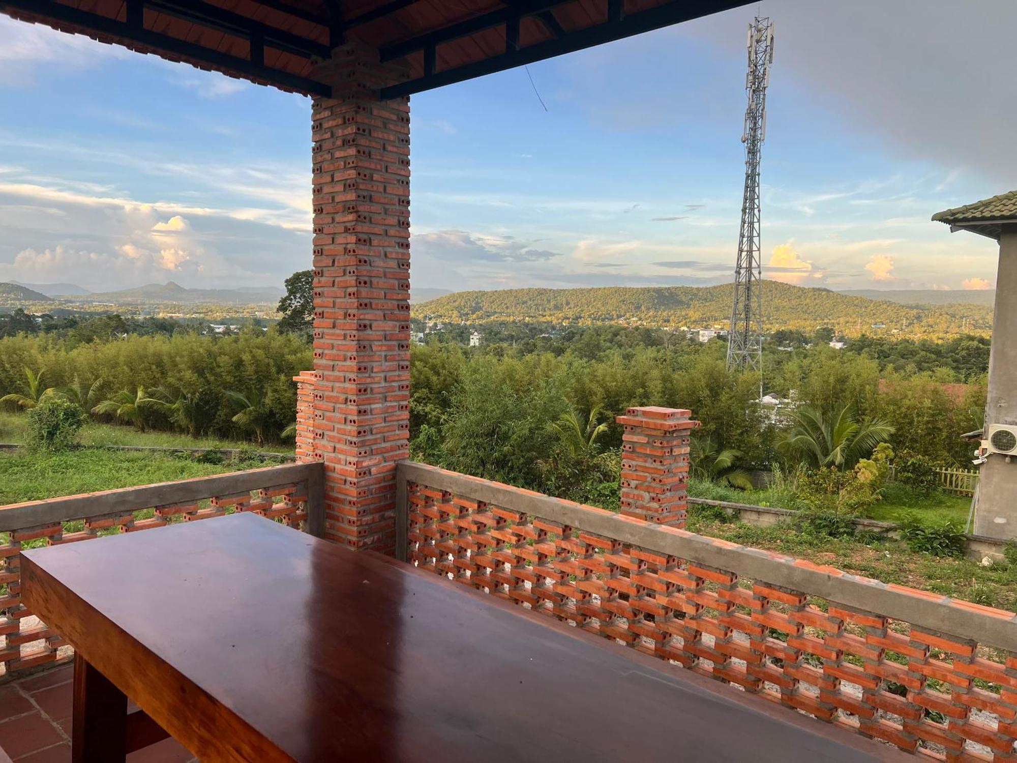 Bungalow Sáng Tươi Mountains Phu Quoc Esterno foto